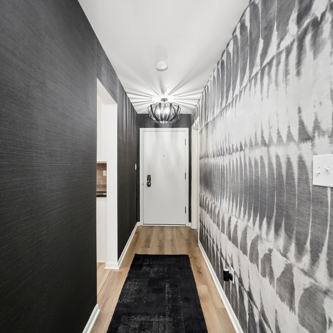 Foyer Interior Designer Chicago, IL